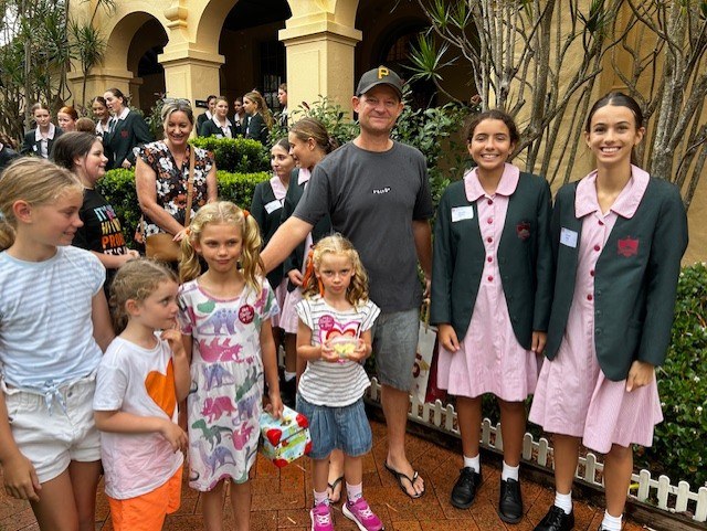 4851d3f3 1f3e 4a39 a18d 77df74ae00e3