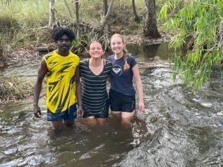 Shower time on Banatjarl homeland